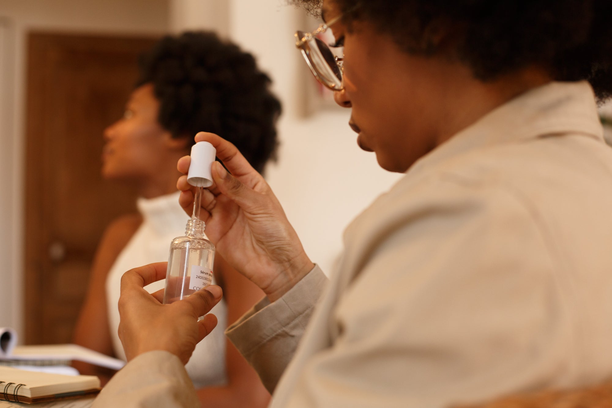 5 Erreurs à Éviter pour Hydrater Tes Cheveux Crépus au Quotidien