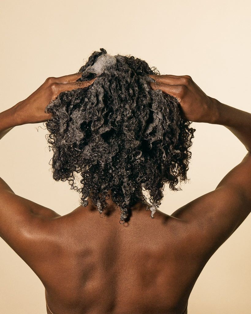 Comment avoir des cheveux crépus longs ?